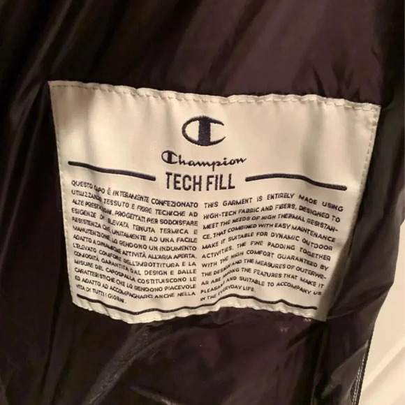 Champion Women’s Puffer Coat Tech Fill Black Size Large New - Picture 7 of 9